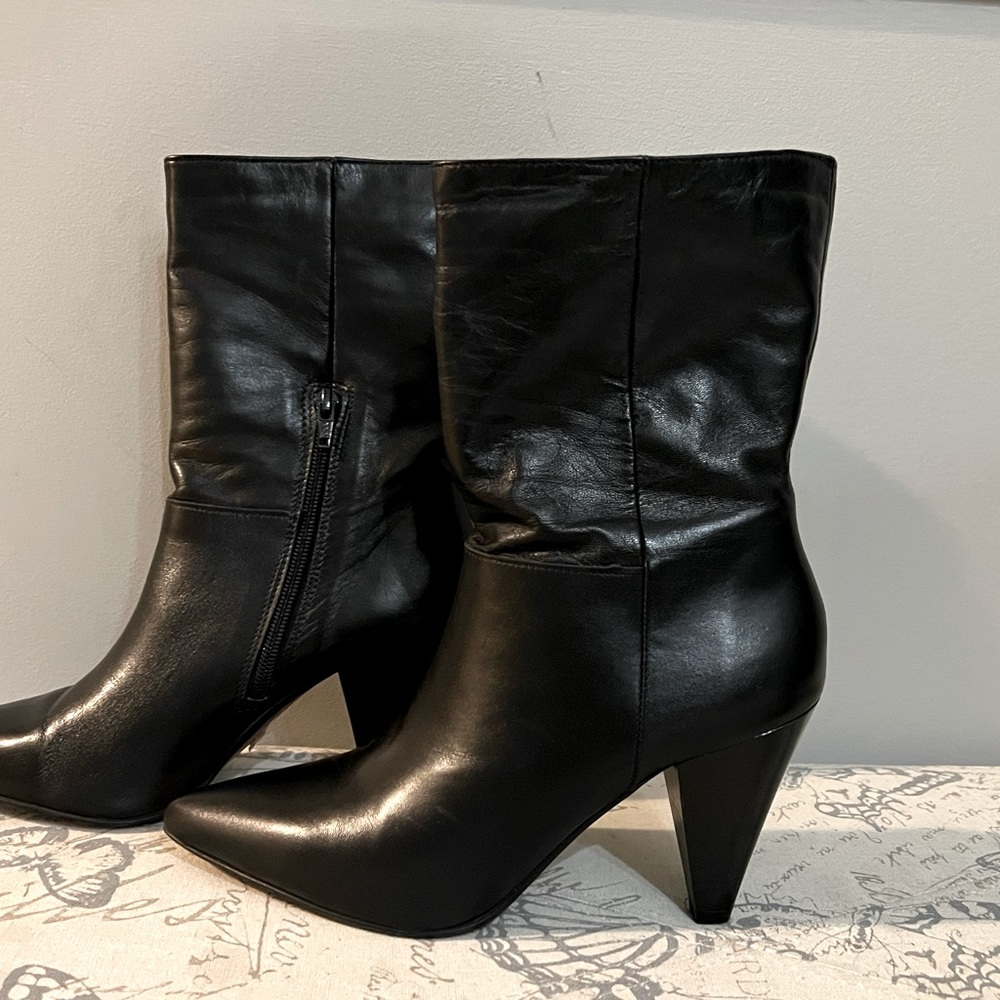 L’Intervalle black leather boots, NWOT